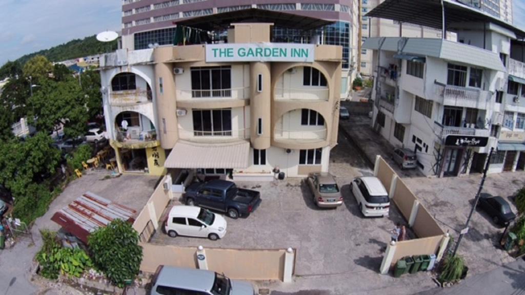 The Garden Inn Miri Bagian luar foto